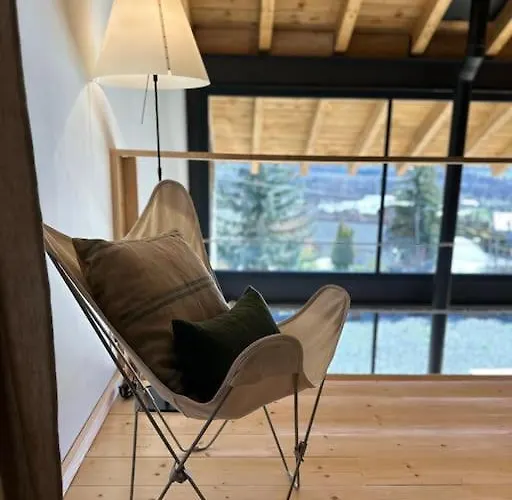 Moixero Casa En 샬레 Estavar
